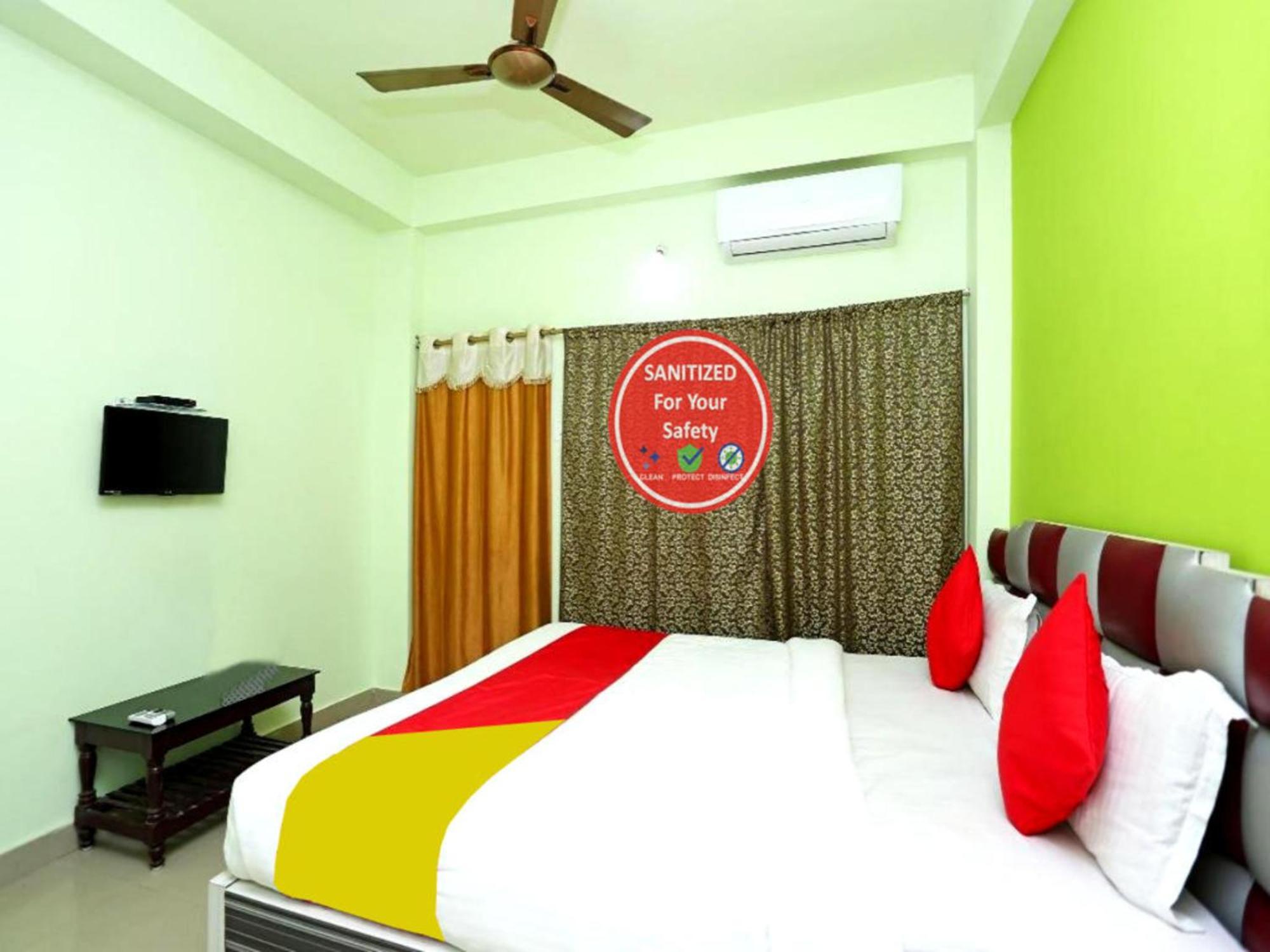 Hotel Shree Bhumi Puri - Near Sea Beach-Excellent Customer Choice-Best Seller By Morservices エクステリア 写真